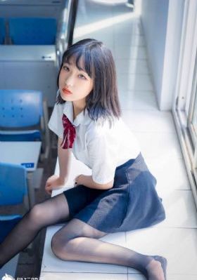 和爸爸kiss