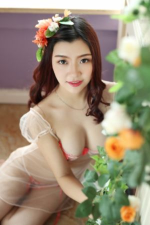 加勒比女海盗2在线无删版