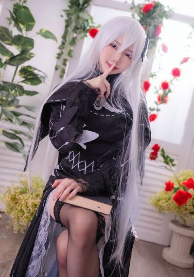 挣扎的亚当君