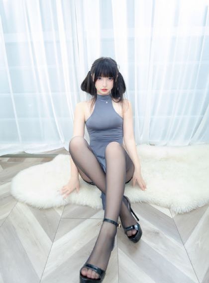最年轻的小姨子在线观看