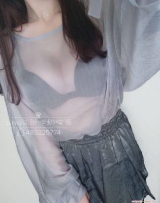 我在雨中等你