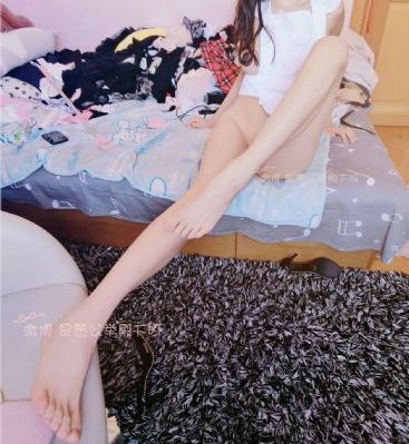 娇妻在卧室里被领导爽电影